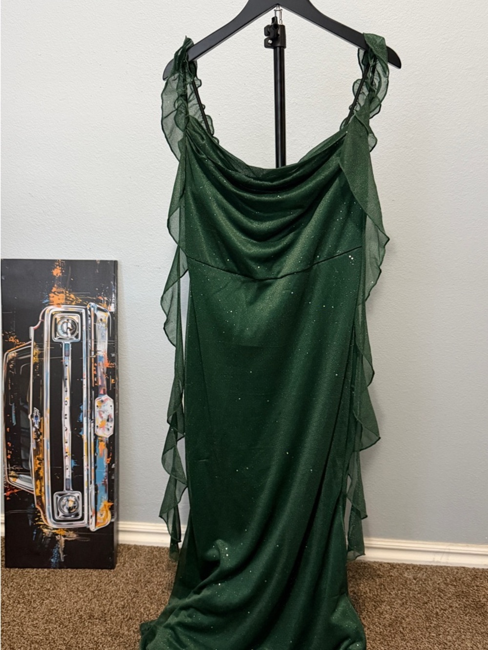 Elegant Forest Green Ruffle-Trim Prom Dress